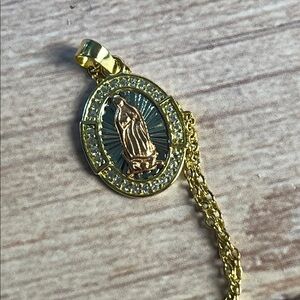 Isabella M. Sterling silver Mary Pendant Necklace NWT